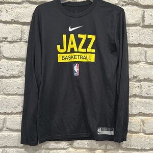 Men’s Nike Utah Jazz, Dri-Fit, LS, size Medium, great condition, barely worn